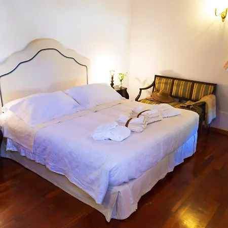 Palazzo Sismonda Bed & Breakfast Corneliano d'Alba Exterior photo
