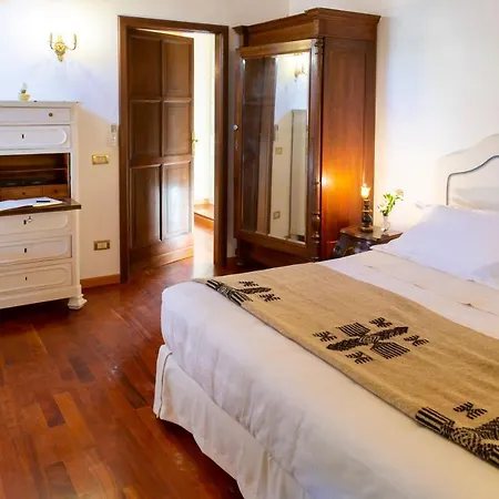 Palazzo Sismonda Bed & Breakfast Corneliano d'Alba Exterior photo