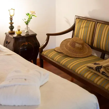 Palazzo Sismonda Bed & Breakfast Corneliano d'Alba Exterior photo