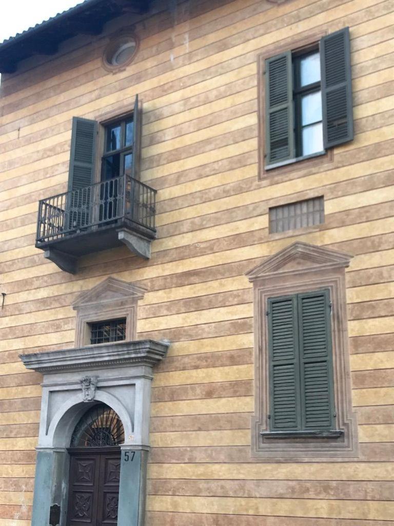 Palazzo Sismonda Bed & Breakfast Corneliano d'Alba