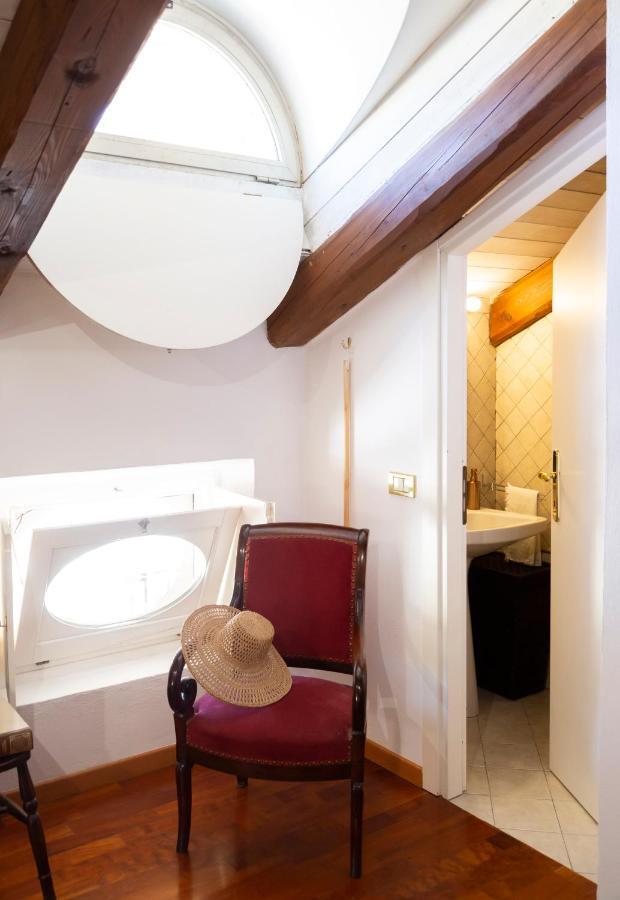Palazzo Sismonda Bed & Breakfast